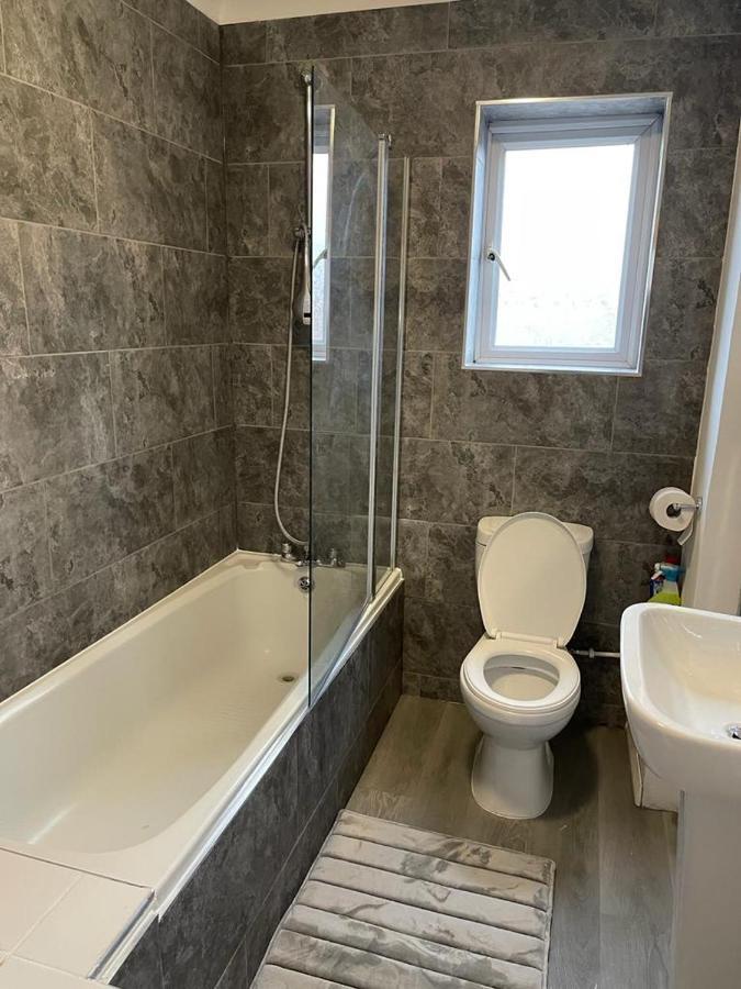 Alder En-Suites Self-Catering With Private Shower 1 Southampton Eksteriør bilde