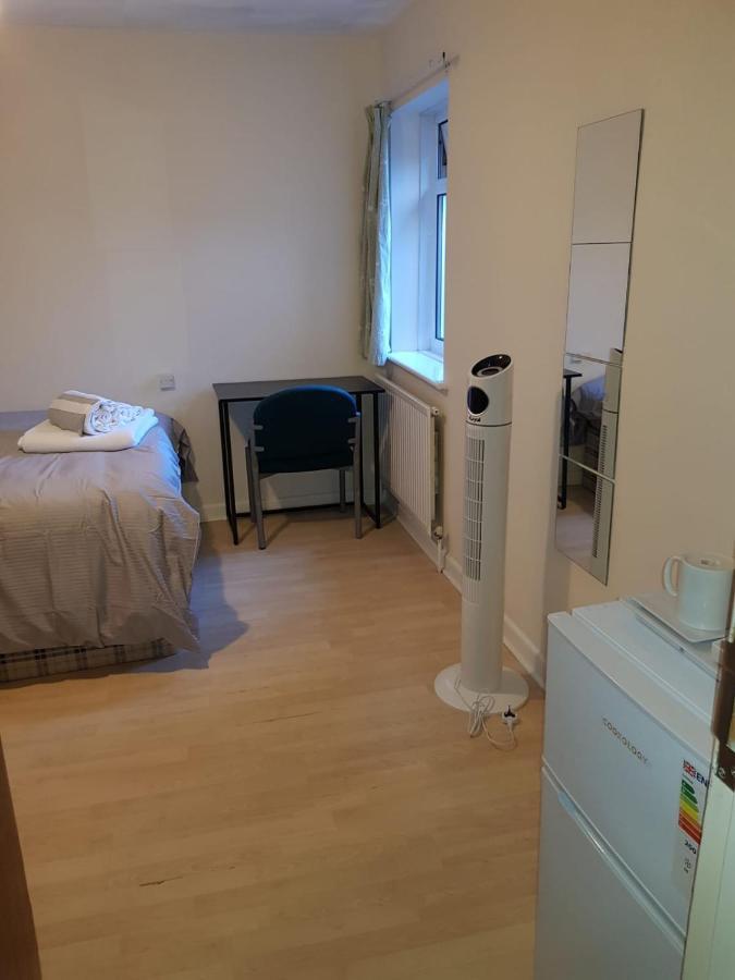 Alder En-Suites Self-Catering With Private Shower 1 Southampton Eksteriør bilde