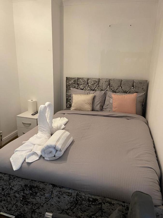 Alder En-Suites Self-Catering With Private Shower 1 Southampton Eksteriør bilde