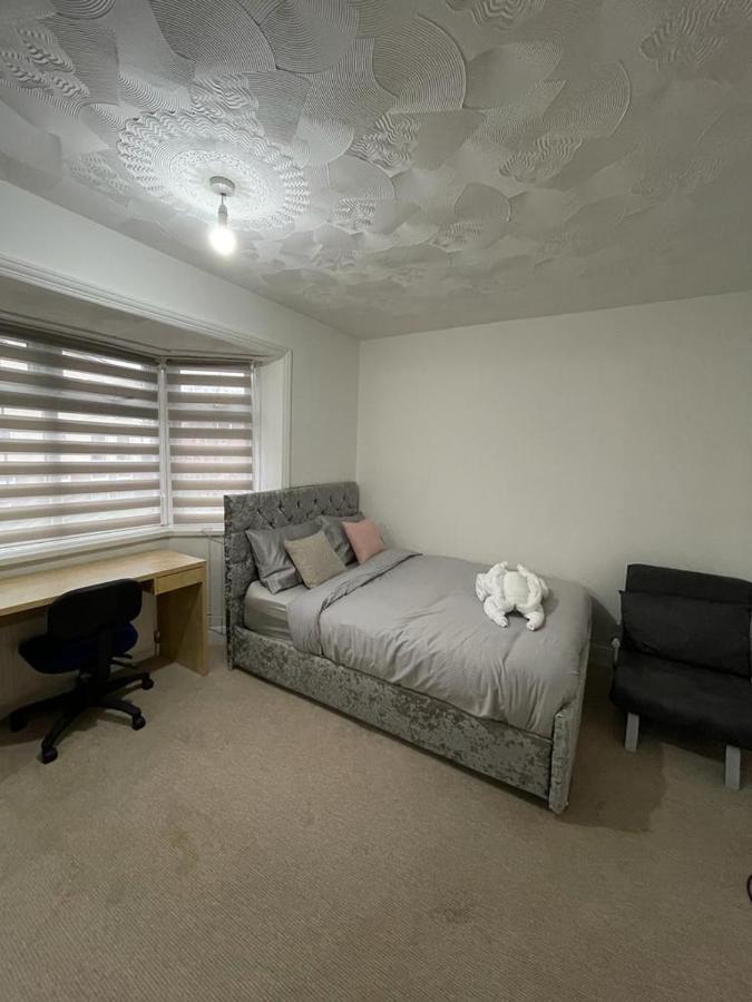 Alder En-Suites Self-Catering With Private Shower 1 Southampton Eksteriør bilde